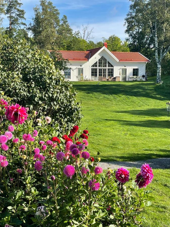 Bastuviken Bed And Breakfast Uppsala Bagian luar foto