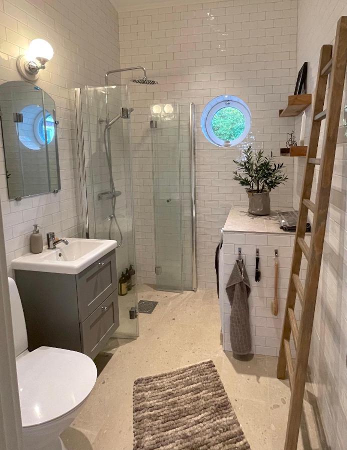 Bastuviken Bed And Breakfast Uppsala Bagian luar foto